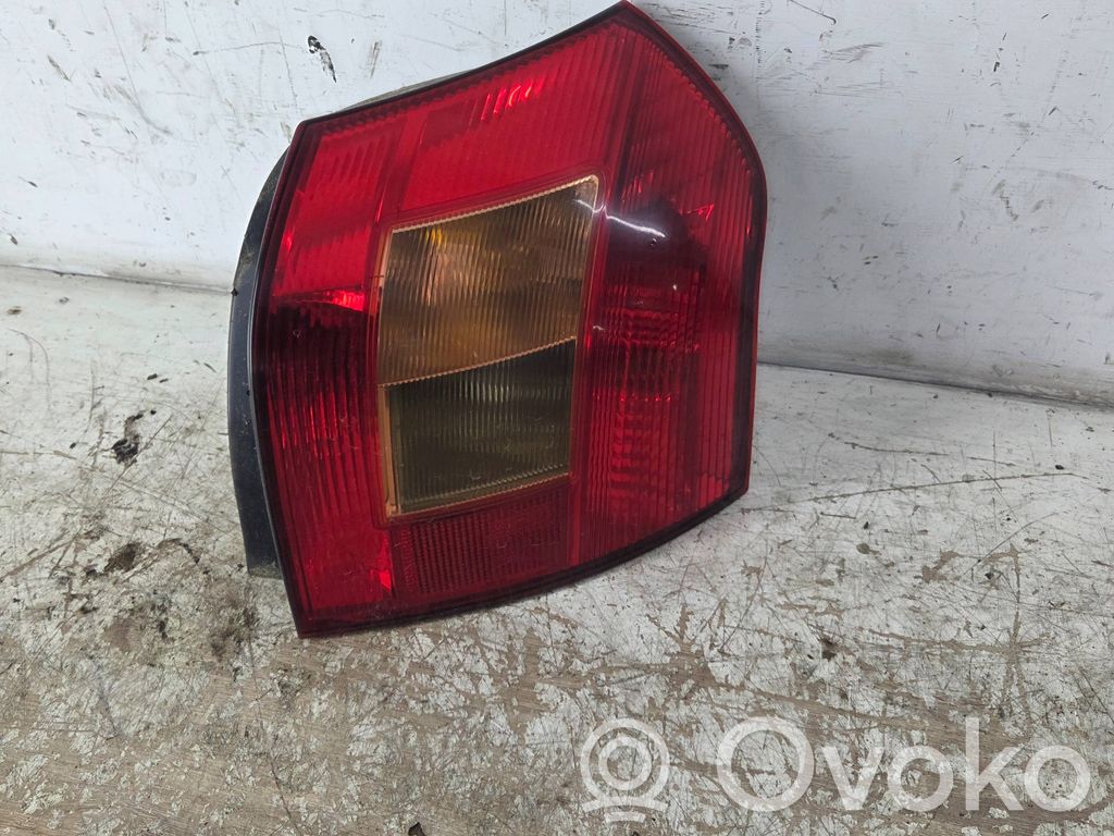 Rear/tail lights