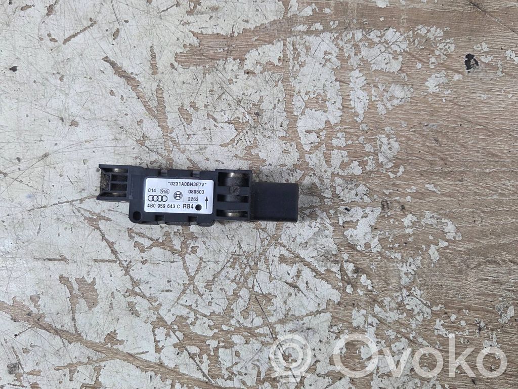 Audi A6 S6 C5 4B Czujnik uderzenia Airbag 
