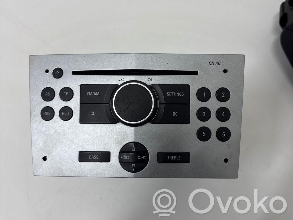 Opel Astra H Panel / Radioodtwarzacz CD/DVD/GPS 