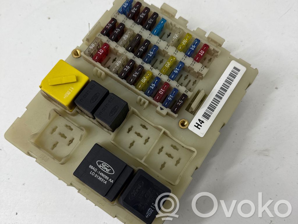 Ford Focus Fuse module 