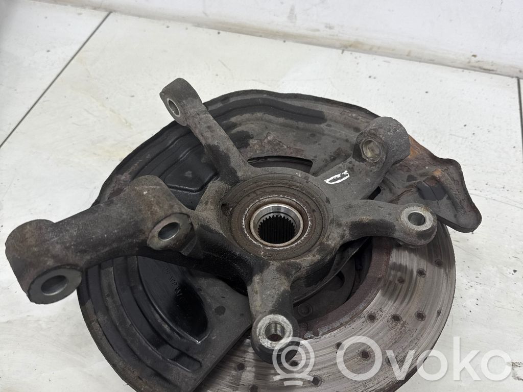 Mercedes-Benz A W176 Piasta koła przedniego 