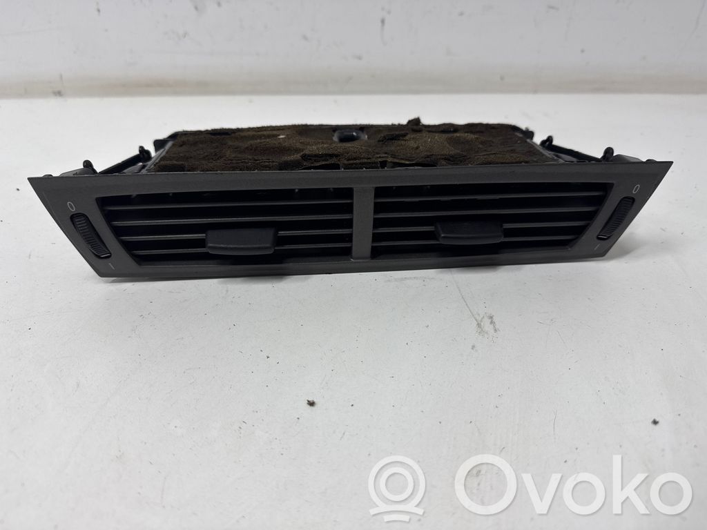 BMW Z4 E85 E86 Centrinės oro grotelės 