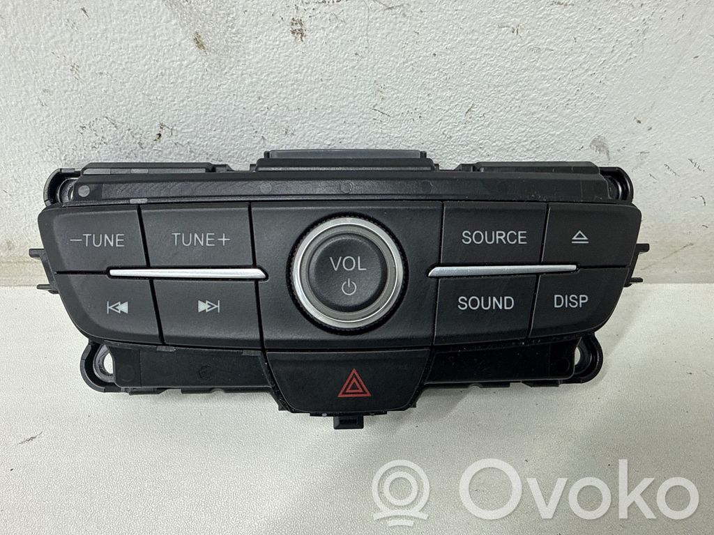 Ford Focus Head unit multimedia control 