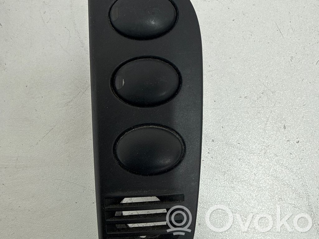 Citroen C3 Cruise control switch 