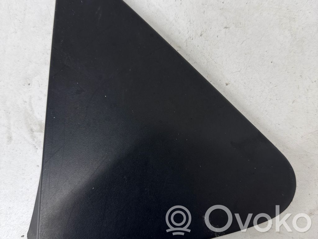 Toyota Yaris Ornament capăt aripă 