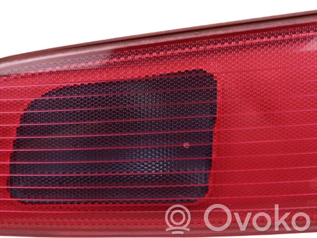 Mazda 2 Tailgate rear/tail lights 