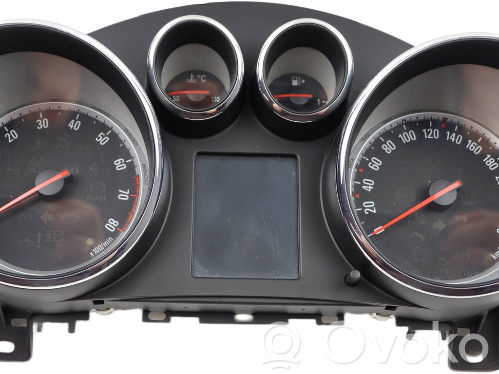 Opel Astra J Speedometer (instrument cluster) 