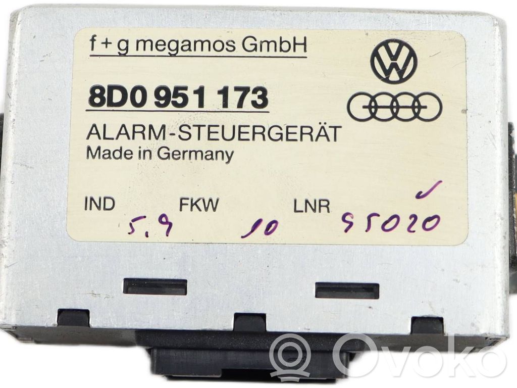 Audi A4 S4 B5 8D Alarm control unit/module 