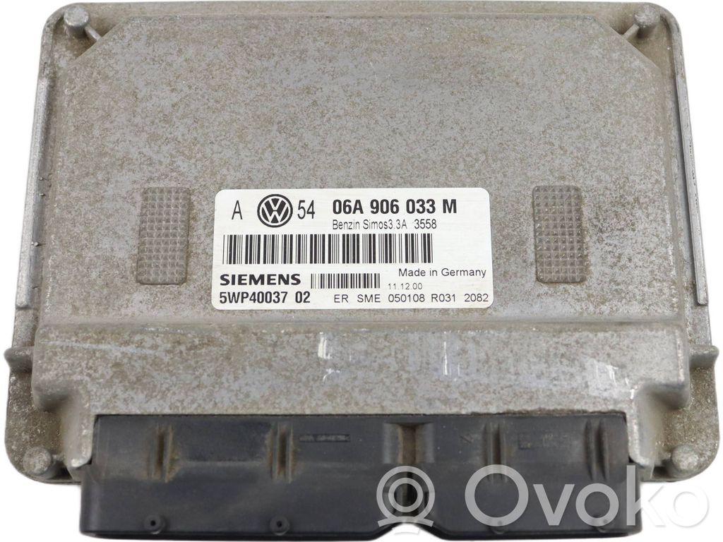 Volkswagen Golf IV Engine control unit/module 