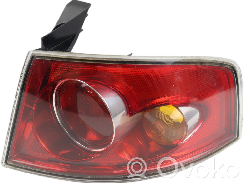 Seat Ibiza III (6L) Lampa tylna 