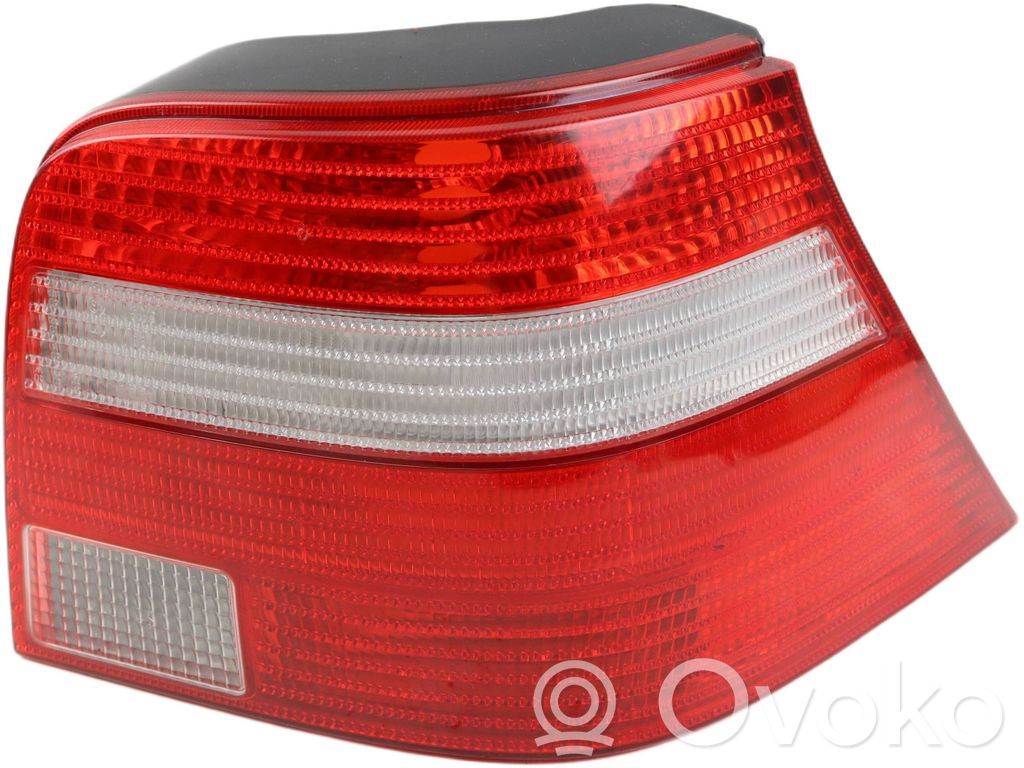 Volkswagen Golf IV Lampa tylna 