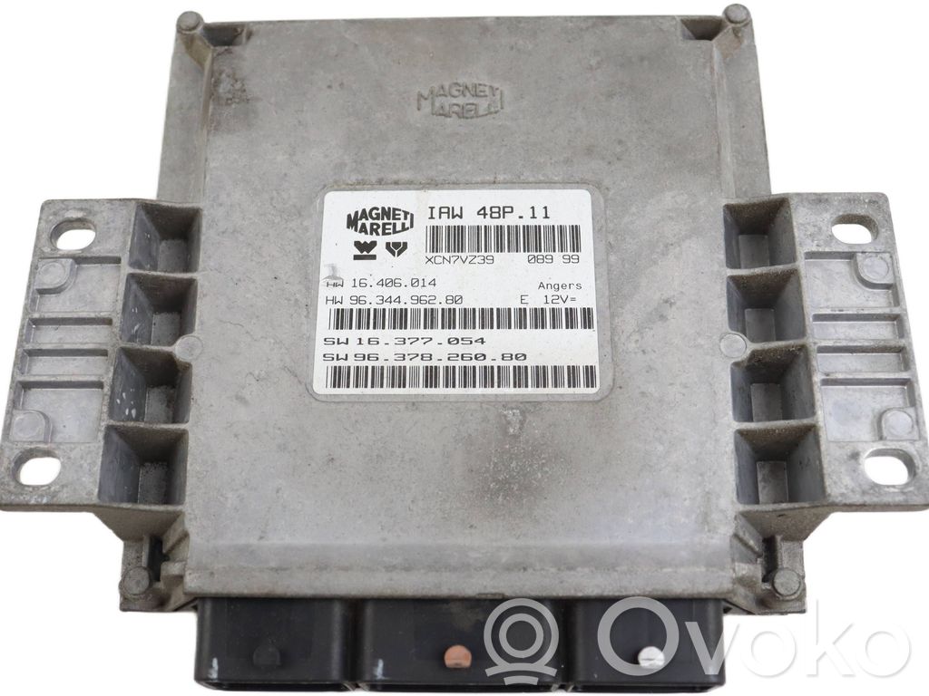Peugeot 406 Engine control unit/module 