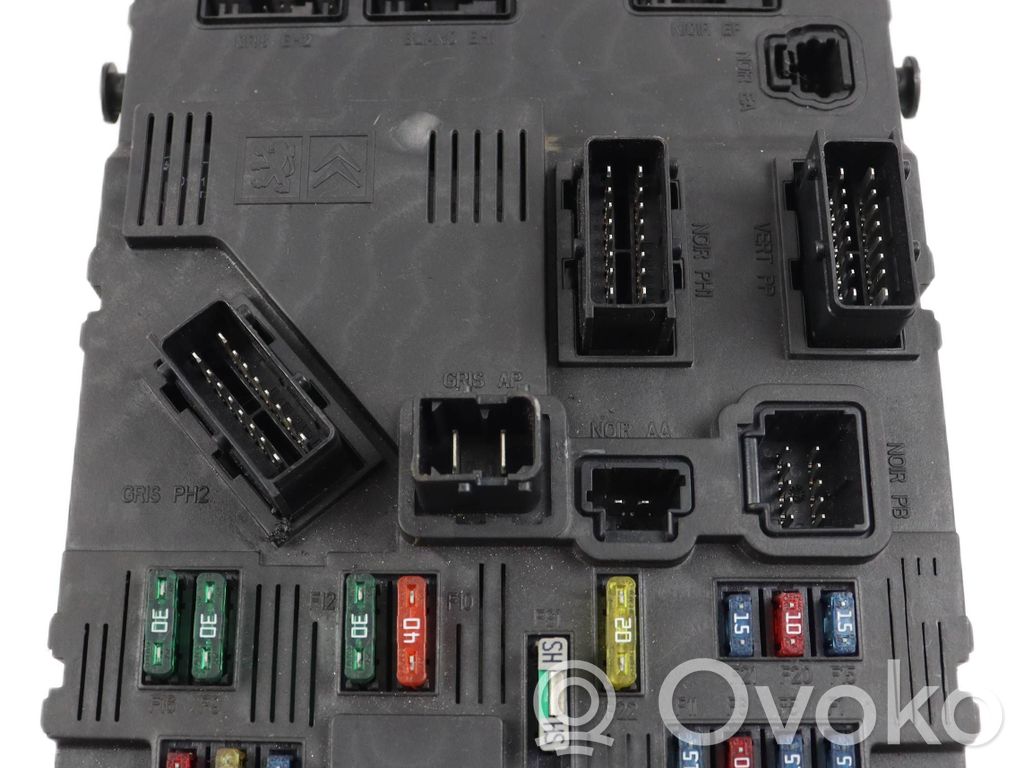 Citroen Xsara Picasso Fuse module 
