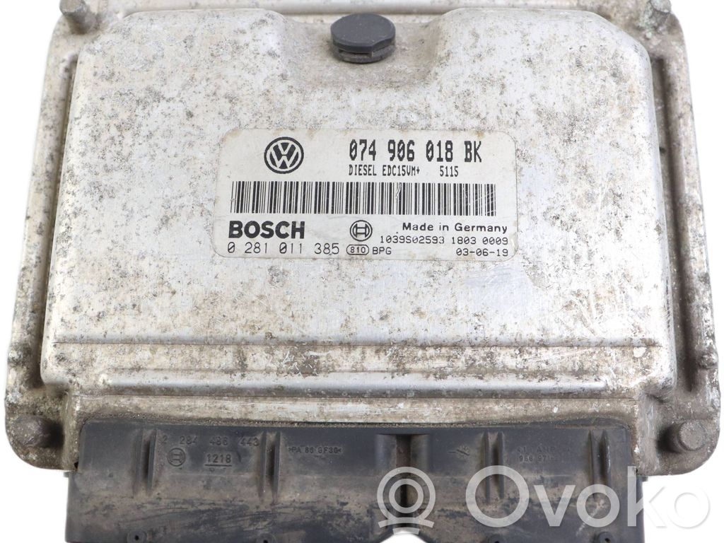 Engine control unit/module   074906018BK,0281011385