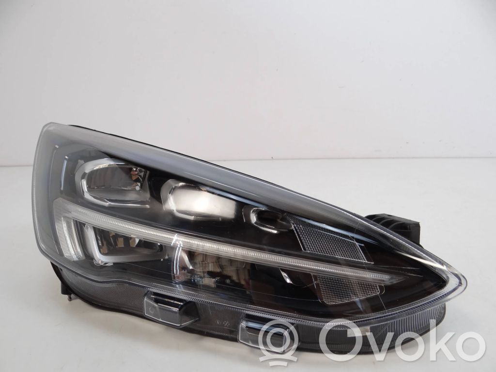 Ford Focus Headlight/headlamp 