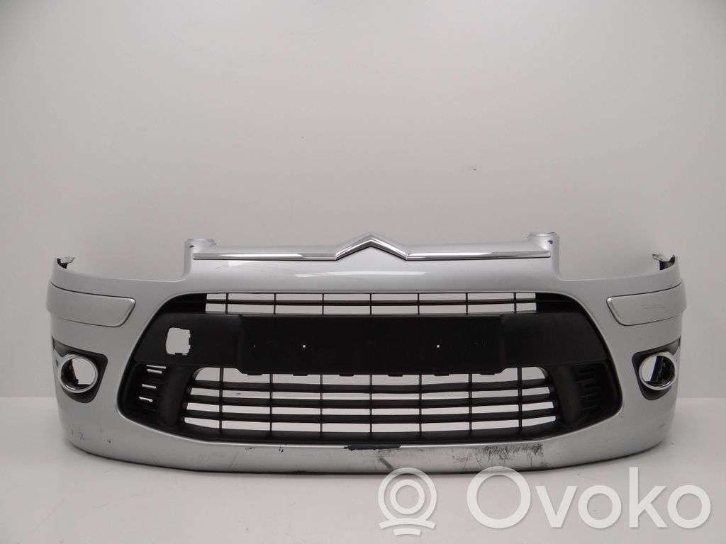 Citroen C4 I Parachoques delantero 