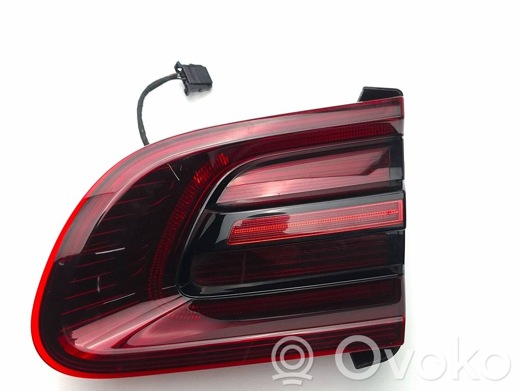 Porsche Macan (95B) Takaluukun takavalot 
