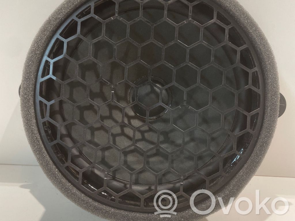 Audi Q8 Lautsprecher Tür vorne 