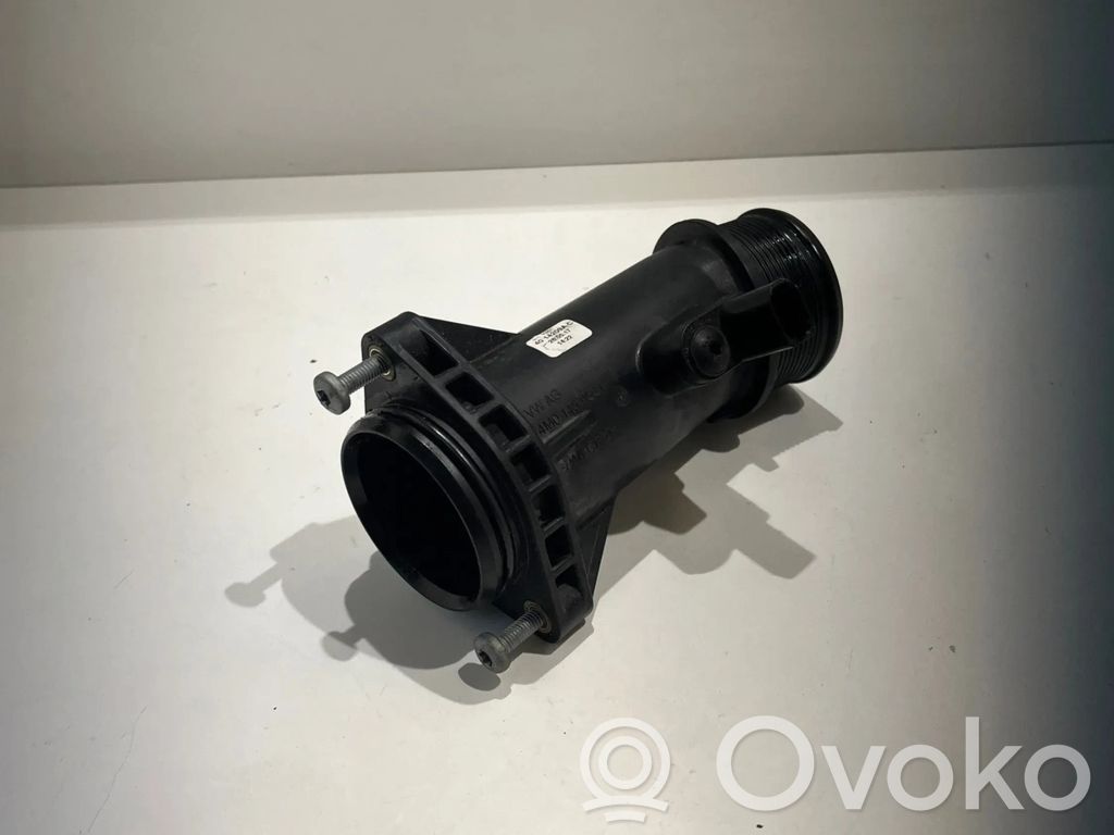 Audi Q7 4M Air intake duct part 