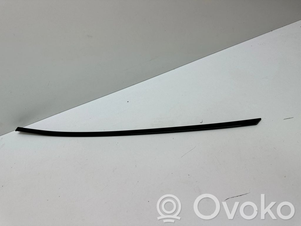 Boczek / Tapicerka boczna bagażnika   80F839644A