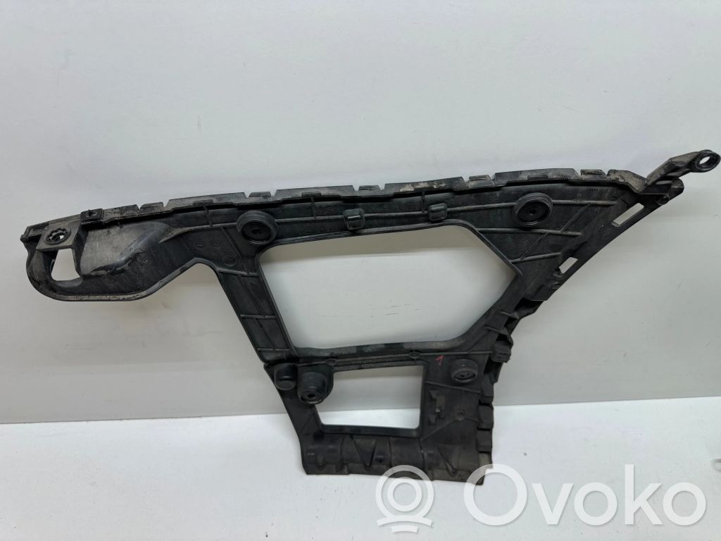 Audi Q7 4M Uchwyt / Mocowanie zderzaka tylnego 