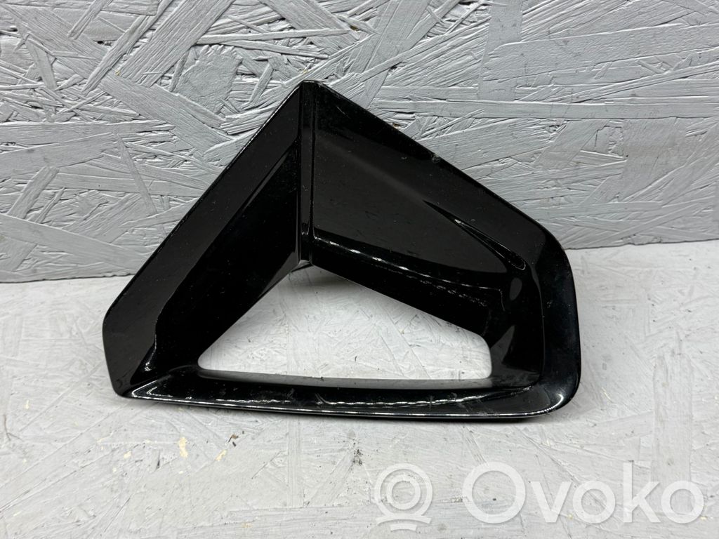 Audi e-tron Front bumper lower grill 