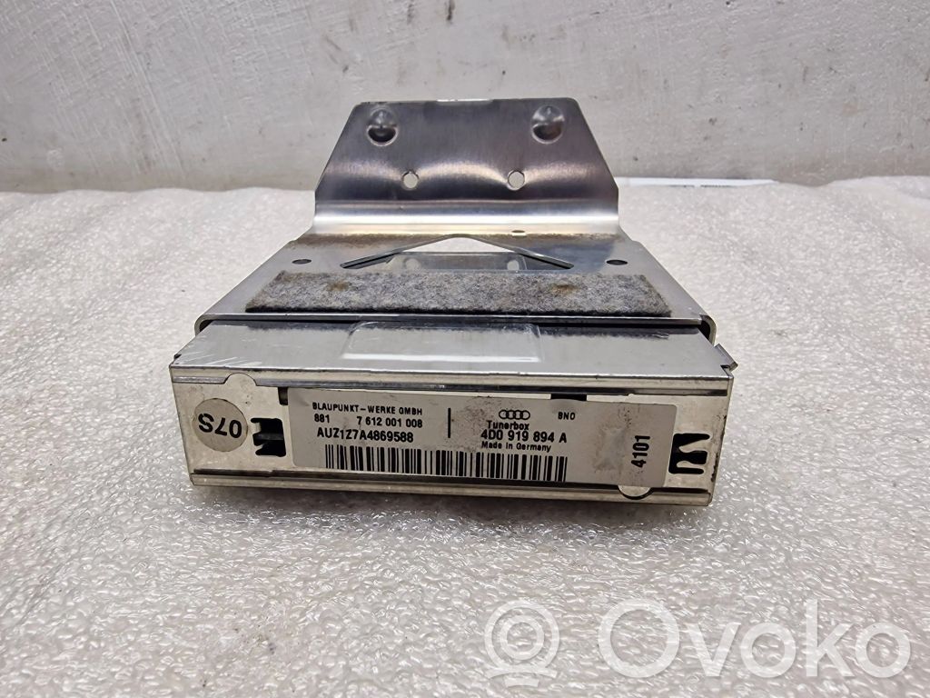 Audi A8 S8 D2 4D GPS navigation control unit/module 