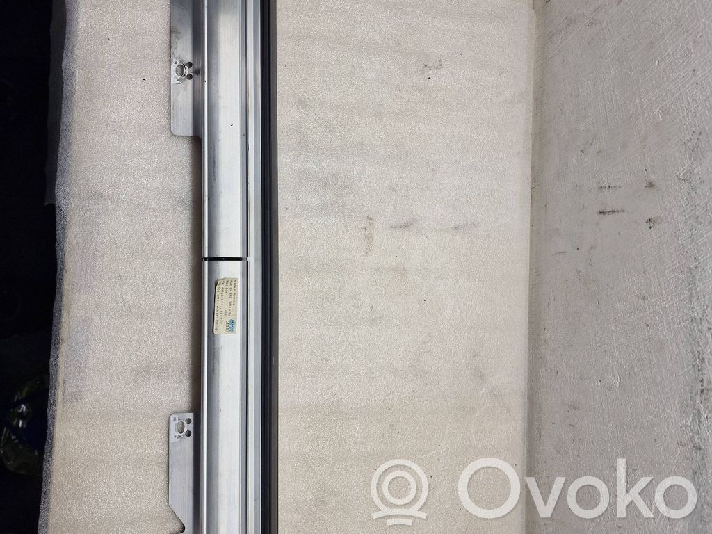 Audi A8 S8 D4 4H Rear door window curtain/sunshade 