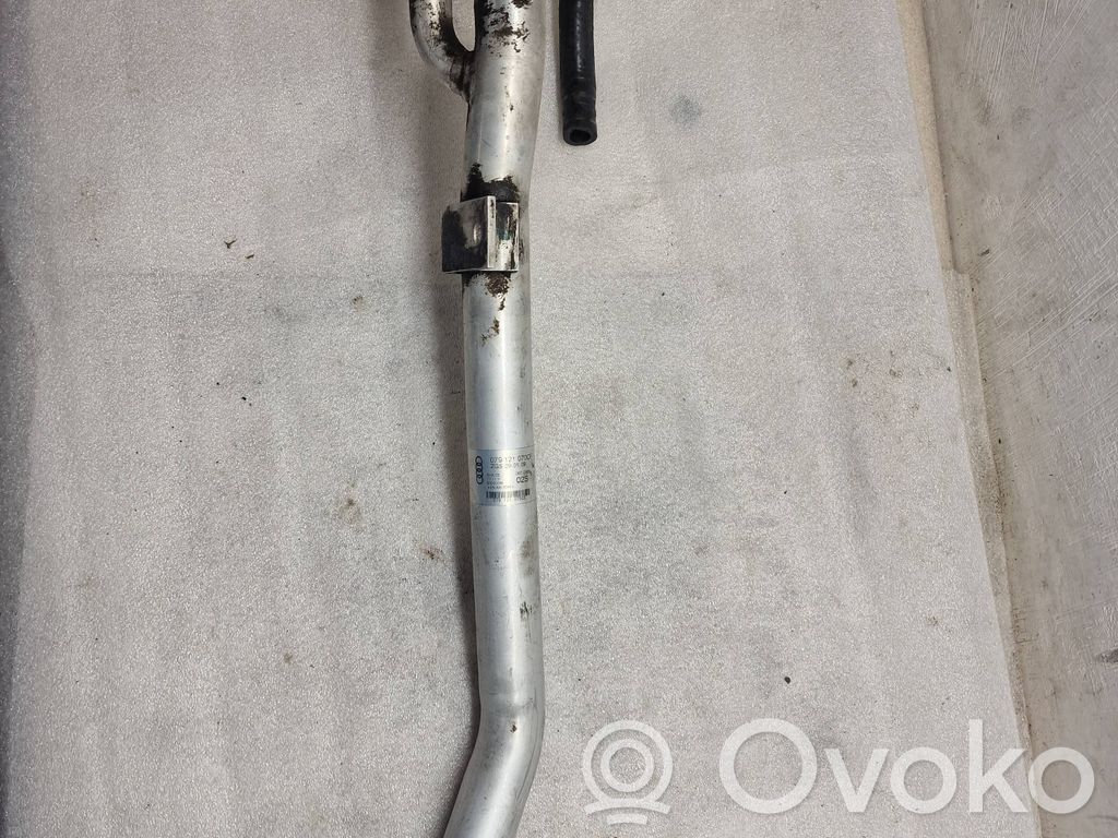 Audi A8 S8 D4 4H Tubo flessibile del liquido di raffreddamento del motore 