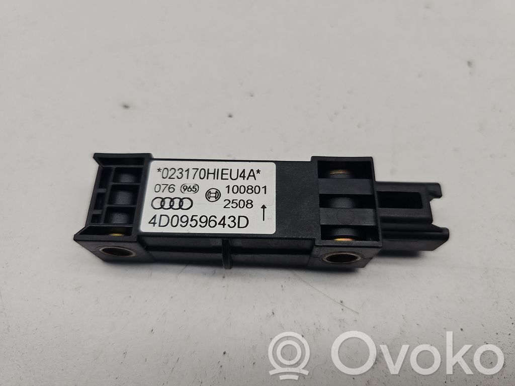 Audi A8 S8 D2 4D Airbag deployment crash/impact sensor 