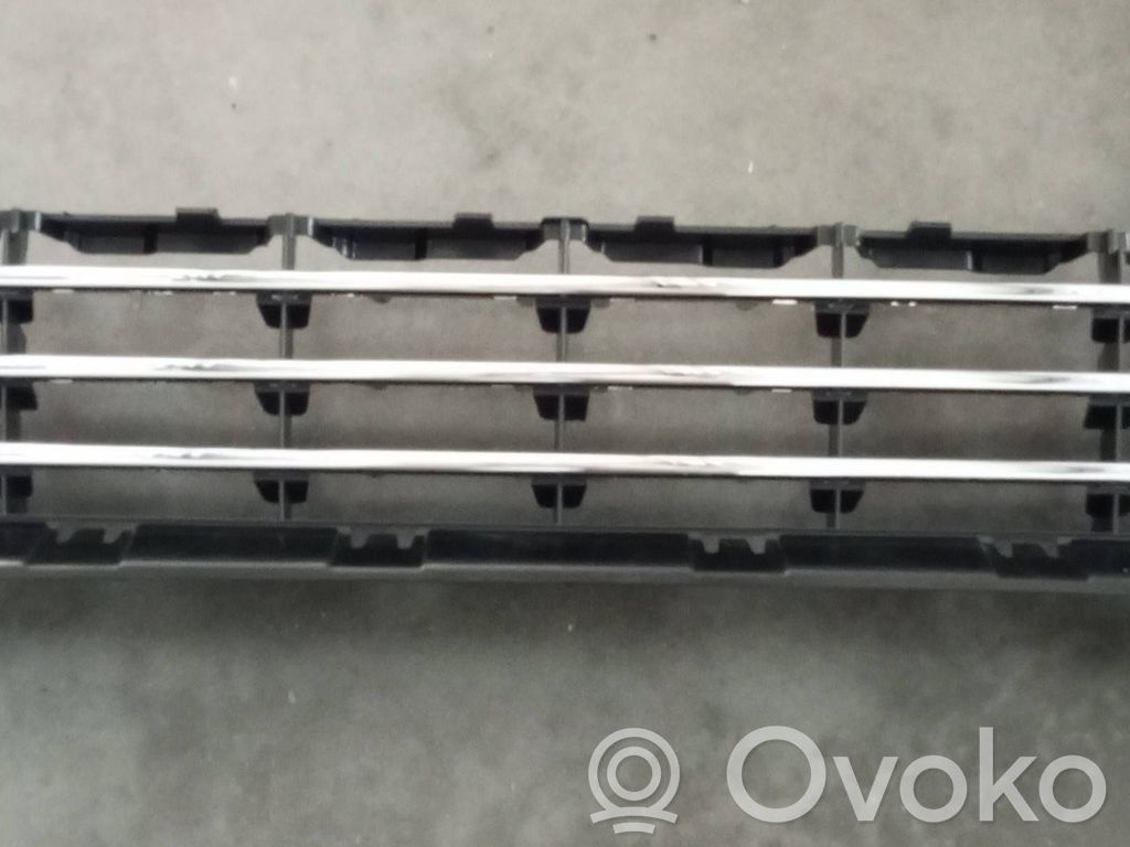 Peugeot 207 Unteres Gitter dreiteilig vorne 