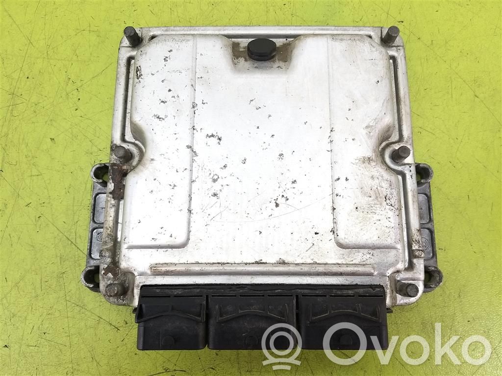 Engine control unit/module   8200132188