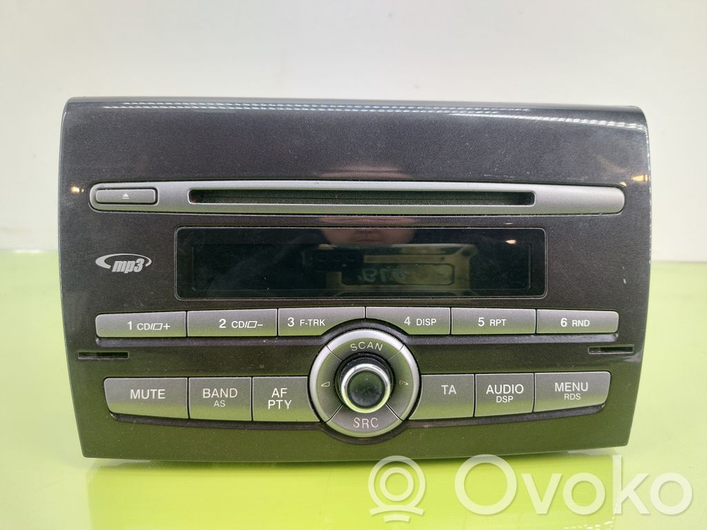 Fiat Bravo Unité principale radio / CD / DVD / GPS 