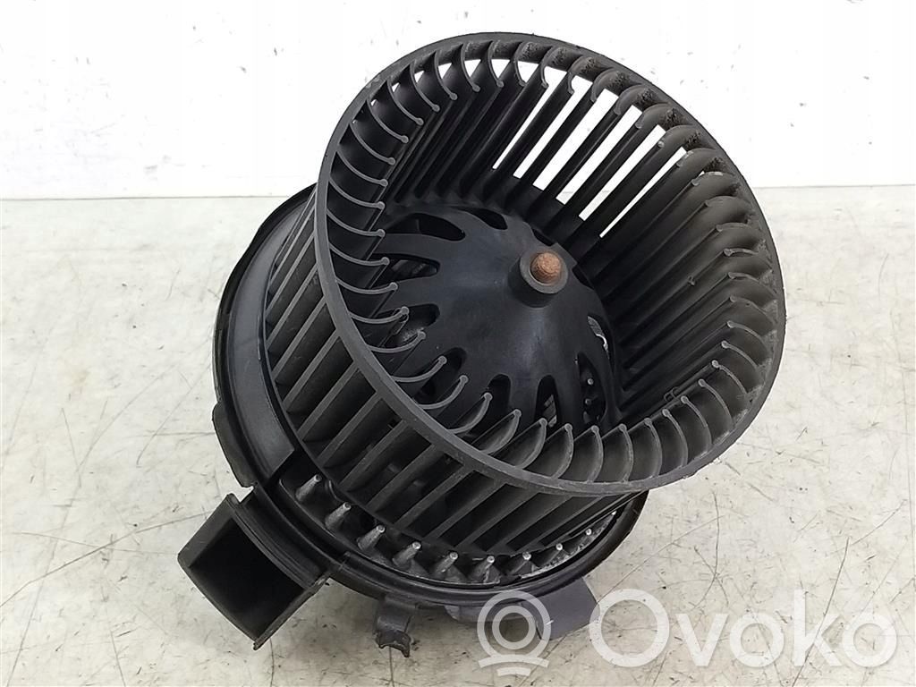 Peugeot 307 Mazā radiatora ventilators 