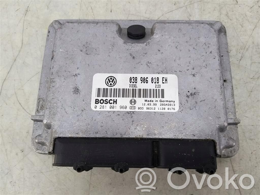 Volkswagen PASSAT B5 Engine control unit/module 