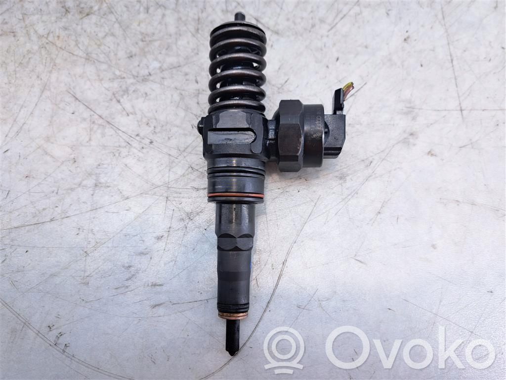 Volkswagen Bora Inyector de combustible 