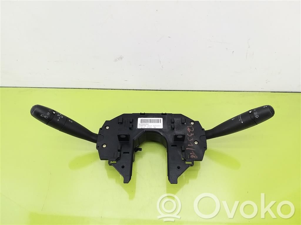Citroen C4 I Palanca de intermitentes 