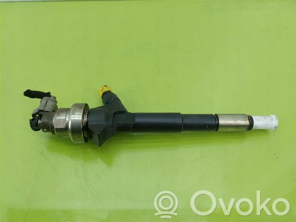 Opel Astra H Inyector de combustible 