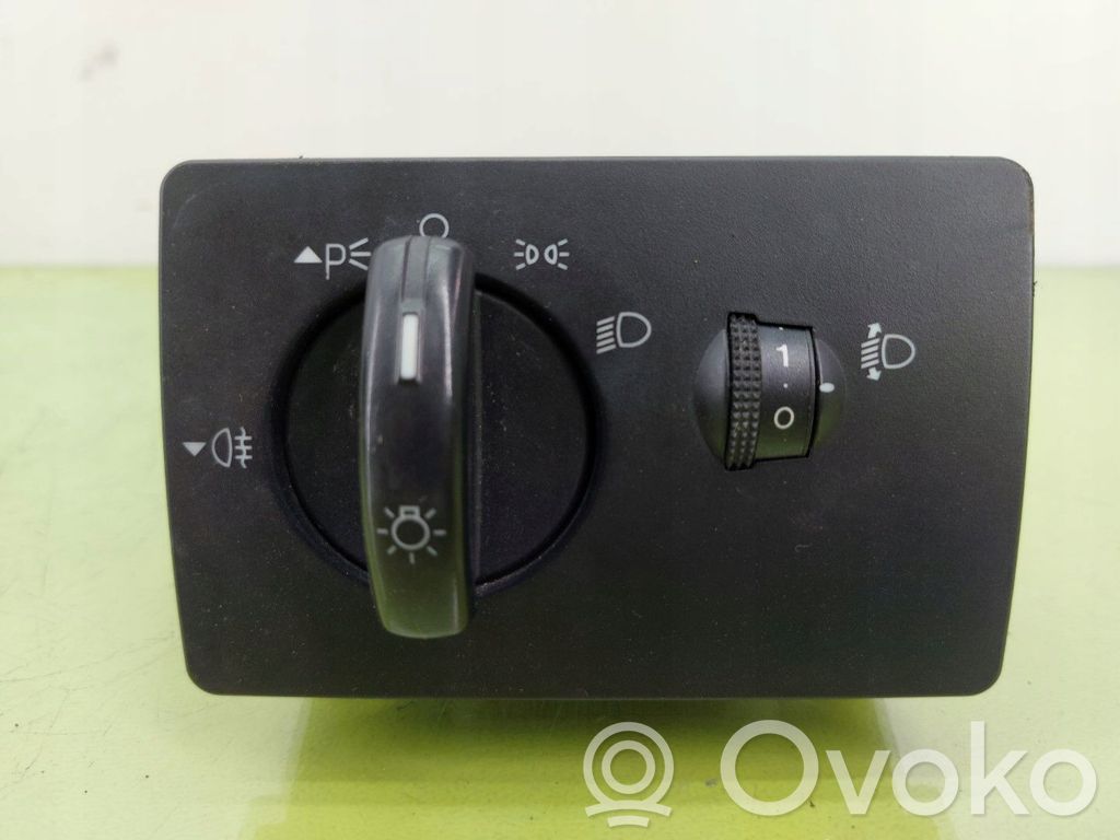 Interruptor de luz   7M5T13A024EA