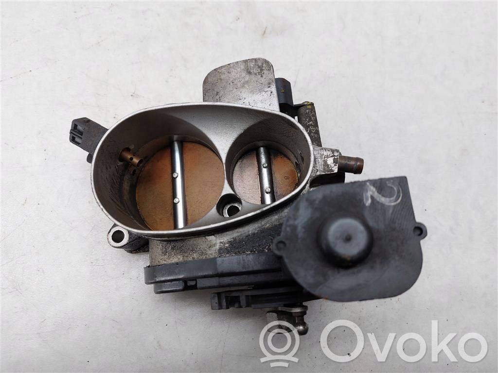 Audi A8 S8 D2 4D Drosele 