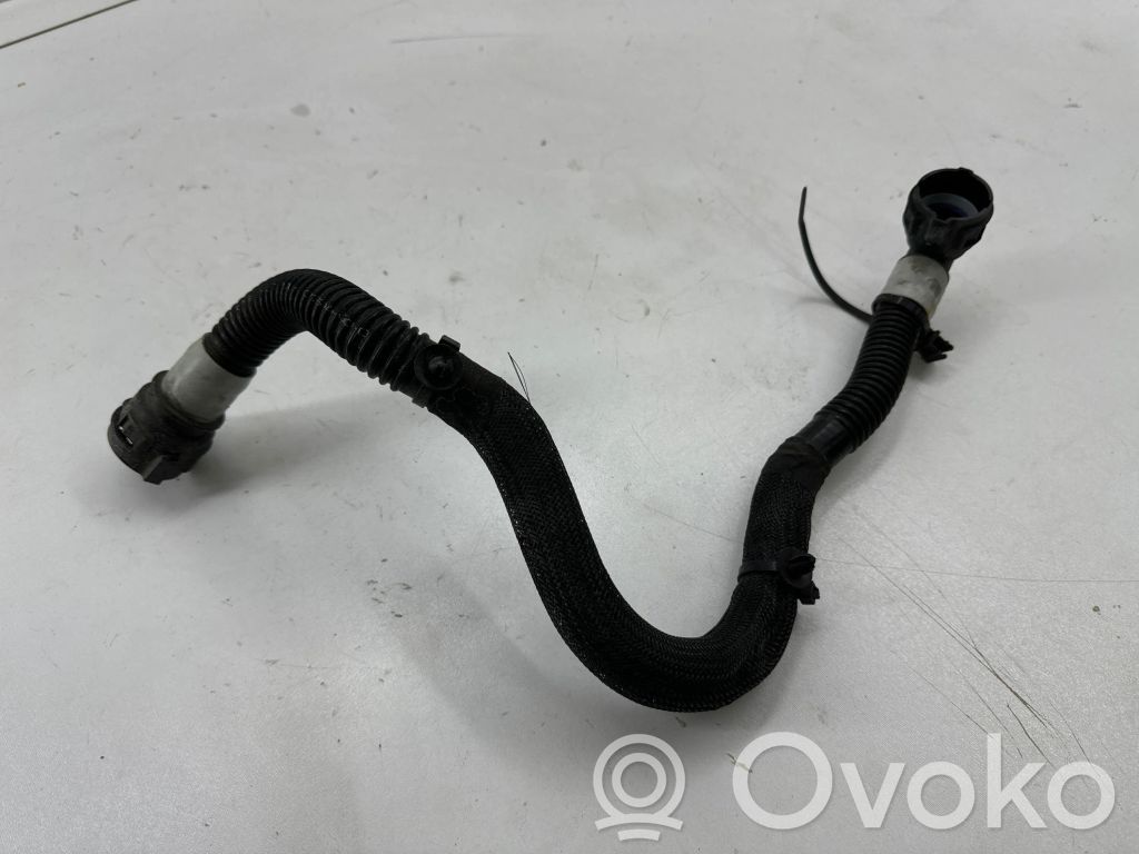 Tesla Model 3 Engine coolant pipe/hose 