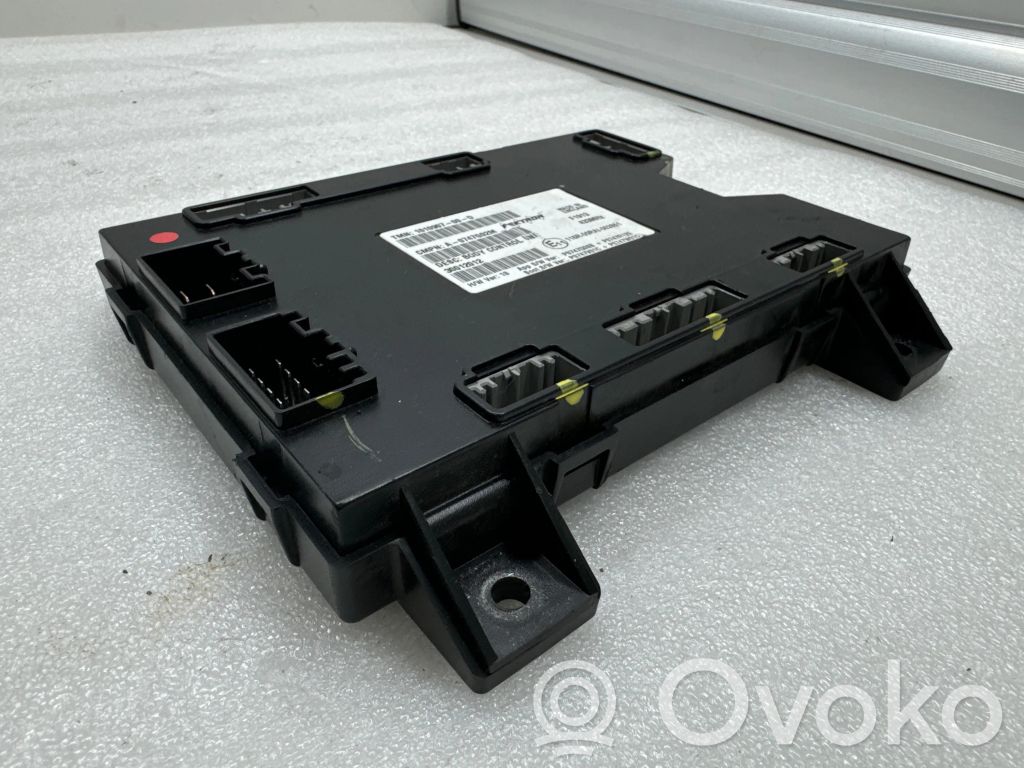 Moduł / Sterownik komfortu   101090700D,P0747008B,30012012,A0747G02M