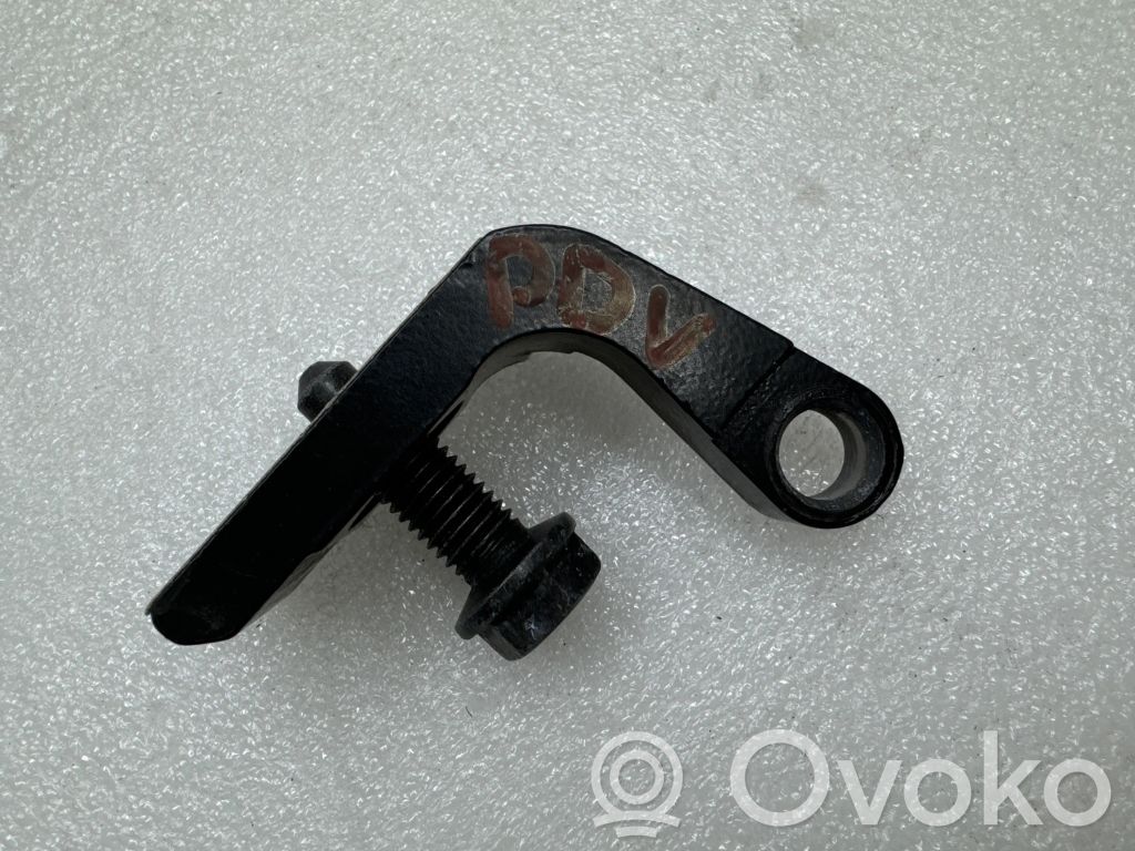 BMW i3 Front door upper hinge 
