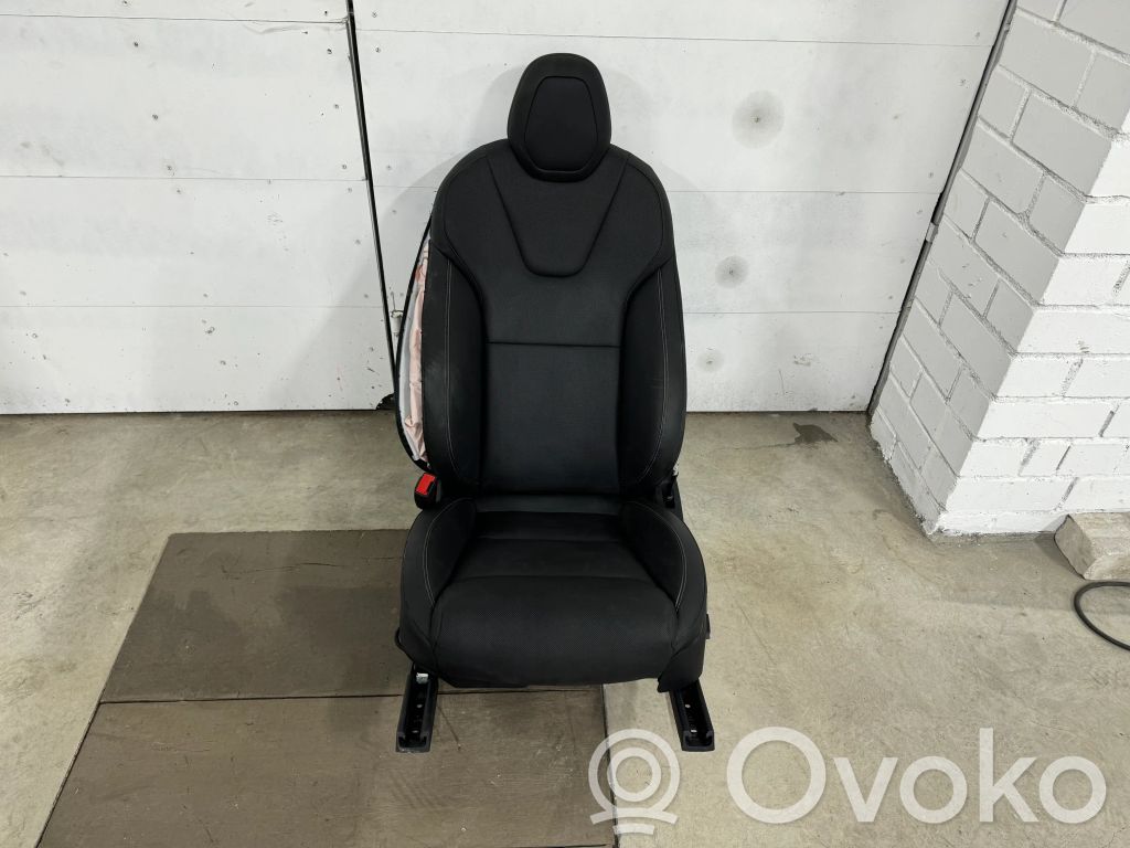 Tesla Model X Sedile anteriore del conducente 