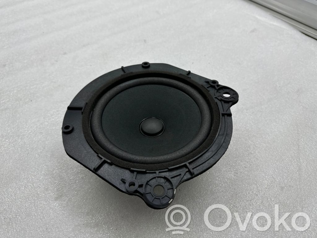 Tesla Model X Altavoz de la puerta trasera 