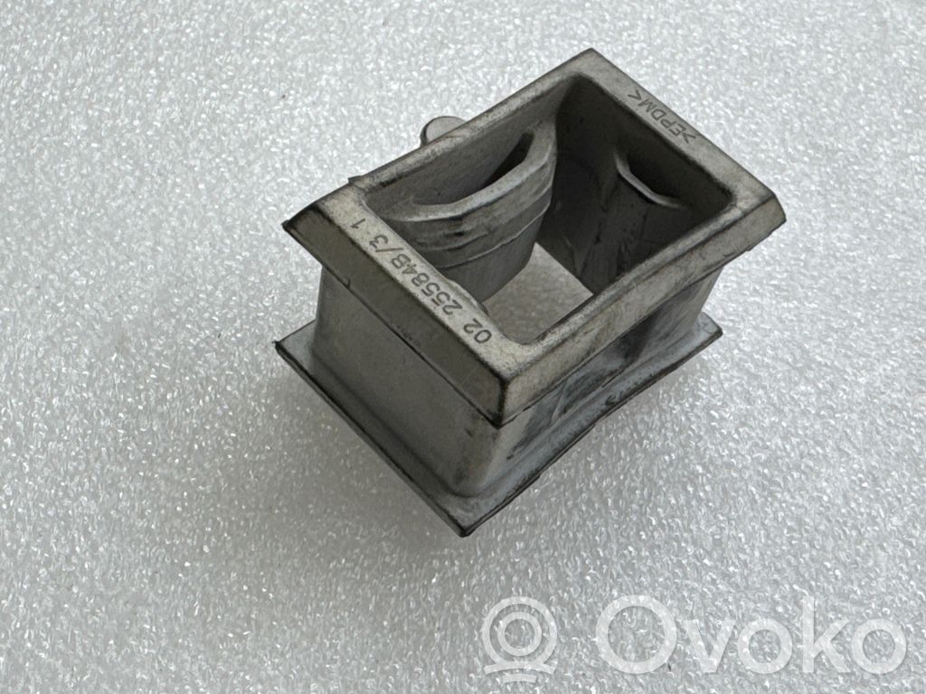 Support, fixation radiateur   KD949002,25584B