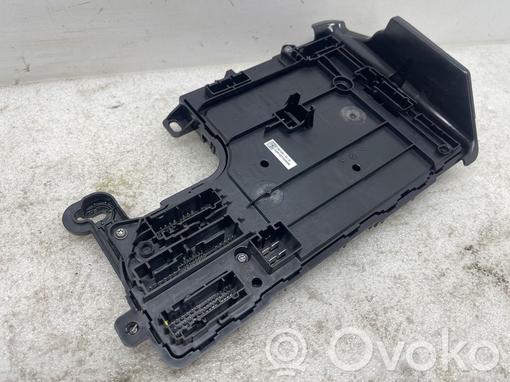 Tesla Model 3 Virsbūves modulis 