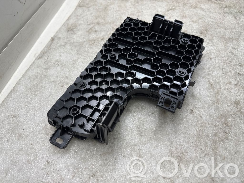 Tesla Model Y Modul de control caroserie central 