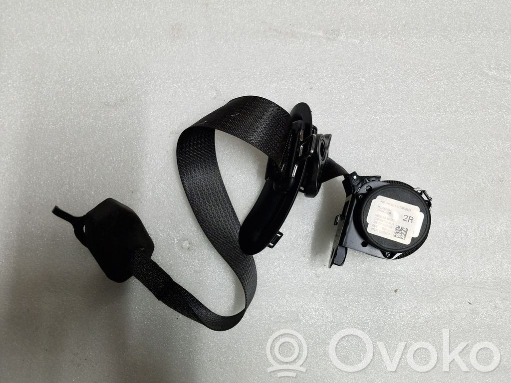 Cinturón medio (trasero)   P6JW86DX9AA