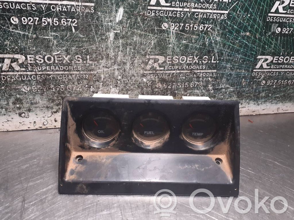 Isuzu Trooper Monitor/display/piccolo schermo 